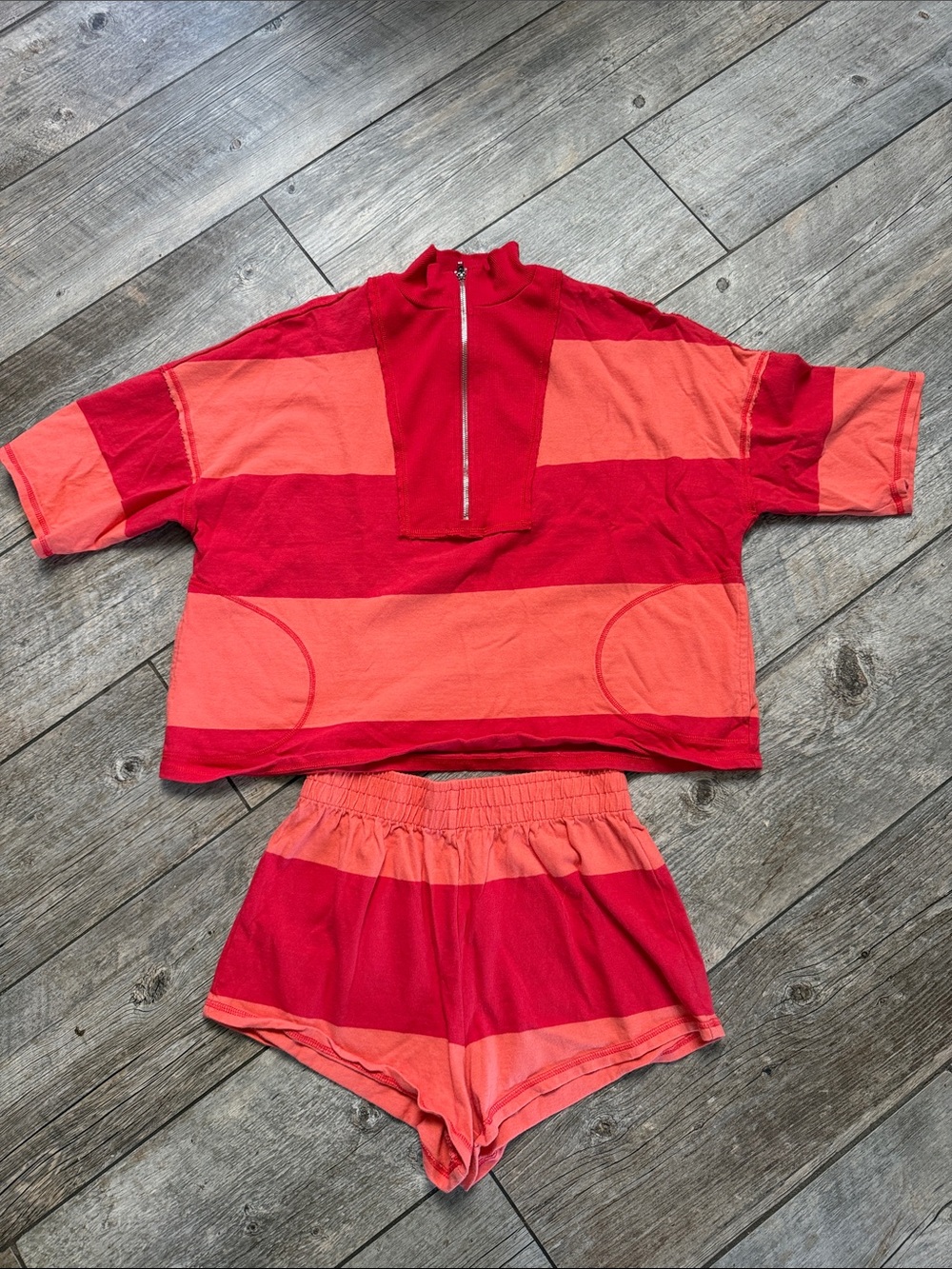 FP movement Red and Coral Stripe set